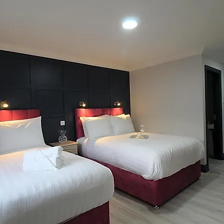 The Dutch Tulip Hotel Mallow